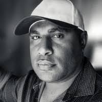 Steve Hillyard's Instagram, Twitter & Facebook