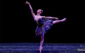 Eleonora abbagnato & stéphane bullion le parc, angelin preljocaj. Eleonora Abbagnato A Les Etoiles Torna Al Teatro Comunale Di Bologna Il Gala Di Stelle Di Daniele Cipriani Dhn Rivista Di Danza Online