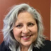 Lori Horn's Instagram, Twitter & Facebook