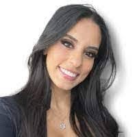 Diana Mccaslin's Instagram, Twitter & Facebook