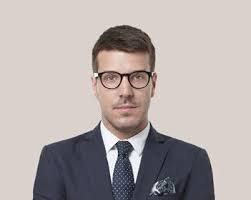 Two young entrepreneurs acquire the popular Chez Ashton restaurant chain