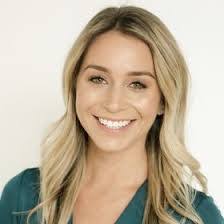 Erica Metzger's Instagram, Twitter & Facebook