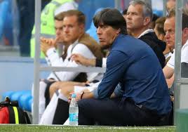 وأعلن الاتحاد الالماني لكرة القدم أن لوف سيتخلى عن مهامه مع نهاية بطولة أوروبا 2020 المؤجلة إلى صيف 2021 بسبب جائحة فيروس. ÙŠÙˆØ§Ø®ÙŠÙ… Ù„ÙˆÙ Ù„Ù… Ù†ØªÙˆÙ‚Ø¹ Ø¨Ù„ÙˆØº Ø§Ù„Ù†Ù‡Ø§Ø¦ÙŠ