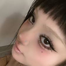 I Took Photos Of A Vampire Bride For Halloween At The Pilgrim's Rest In  Battle (21 Pics)