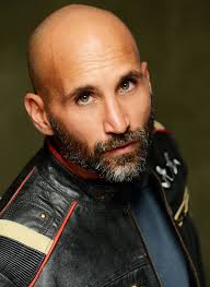 Stuntphone TOMER OZs Profile