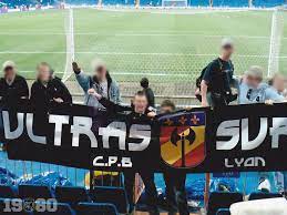 Biris norte, riazor blues, indar gorris, kolectivo sur, brigadas amarillas. En Libertad 11 Ultras Del Real Madrid Y Del Rayo Detenidos Por Una Pelea