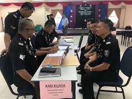 Kad kuasa polis bantuan for more information and source, see on this link : Kad Kuasa Polis Bantuan