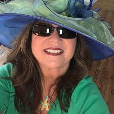 Do you like this beachy colored dining room?