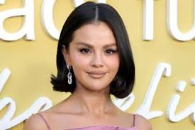 Lea Michele Shares Her 'Signature Cocktail' and Healthy Soup Recipes for  Battling the Flu