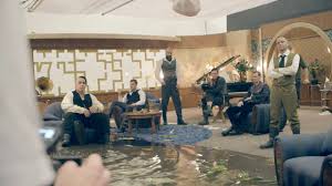 Mai 2019 und enthält 11 songs. Rammstein Making Of Album Photosession Official Youtube