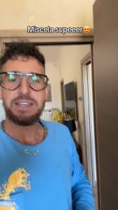 Ingredienti: Ace gentile, svelto,, brillantante della lavastoviglie e acqua