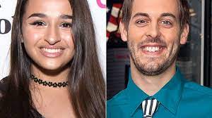 Jazz jennings (born october 6, 2000) is an american youtube personality, spokesmodel, television personality, and lgbt rights activist. Tlc S Jazz Jennings Speaks Out Following Derick Dillard S Transgender Comments Abc News