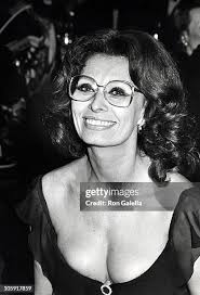 23 Photos & High Res Pictures