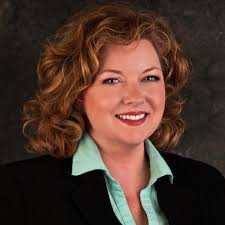 Lisa M. Wong, Broker