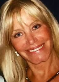 Denise Bascom's Instagram, Twitter & Facebook