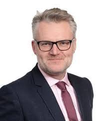 Bradley Squire's Instagram, Twitter & Facebook