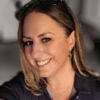 Aimee Morrison's Instagram, Twitter & Facebook