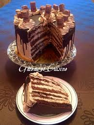 Le Layer Cake Kinder Bueno Gateau Et Cuisine Rachida En 2020 Recette Layer Cake Kinder Gateau Gateau Kinder Bueno