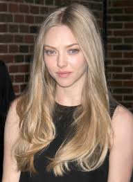 Amanda seyfried, who played the lovably ditzy karen smith, just made a major change to her signature look. Amanda Seyfried Hair Long Luscious Locks Hollywood Life