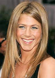 The blonde look will be great for women with naturally blonde hair, and it will look great with a beautiful dress. 50 Professional Hairstyles For Women To Try