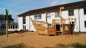 On a tranquil island, where nature abounds, where the ocean and beaches are at their best, with an unhurried pace of life and with islanders, much known for. Haus Stella Maris Cuxhaven Holidaycheck Niedersachsen Deutschland