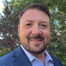 Ian Bullard's Instagram, Twitter & Facebook