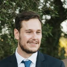 Lisa Rosillo's Instagram, Twitter & Facebook