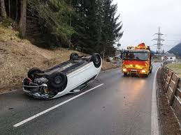 Verkehrsunfall In Reutte Thema Auf Meinbezirk At