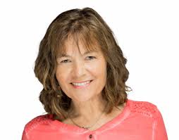 Lynne Donovan's Instagram, Twitter & Facebook