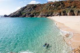 What's on, where to stay, things to do, cornwall maps, guide to beaches, how to get here. Kynance Cove Cornwall Geo