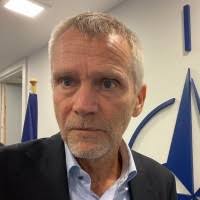 Robert Strand Email & Phone Number