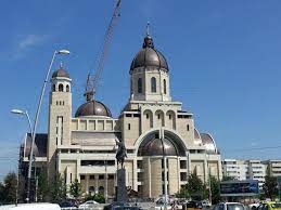 Constructia catedralei ortodoxe inaltarea domnului din bacau a necesitat pana in prezent 12,2 milioane de euro si cifra va mai creste considerabil, avand in vedere ca nu va fi terminata mai devreme de 2016. Liturghie ArhiereascÄƒ La Catedrala InÄƒlÅ£area Domnului Din BacÄƒu Doxologia
