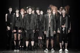 Avant Garde Fashion A Modern Definition Barbara I Gongini In 2020 Fashion Designer Clothing Brands Conceptual Fashion