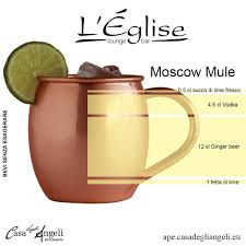 Cocktail Il Moscow Mule E Un Long Drink Riconosciuto Ufficialmente Dall Iba Viene Generalmente Preparato E Servito In Un Tumble Ginger Beer Long Drink Vodka