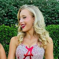 Rylie Dewley💫🪩🫶🏼✨ (@roo.dewley)