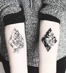 Black And White Floral Tattoo Black And White Flowers Tattoo Inkstylemag Flower Tattoos Black And White Flower Tattoo Black And White Flowers