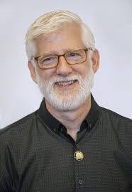 Dan Moses's Instagram, Twitter & Facebook