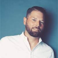 Christian Doering's Instagram, Twitter & Facebook