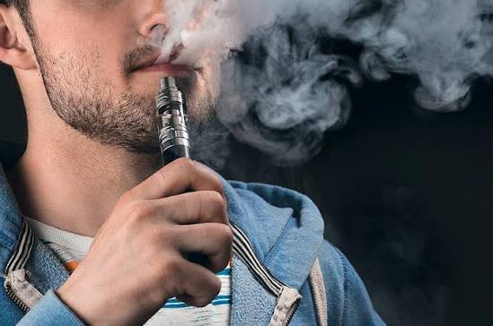 Cigarros eletrônicos: regulamentação divide indústria, entidades de saúde e senadores — Senado Notícias