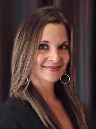 Jennifer Shroyer's Instagram, Twitter & Facebook