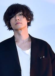 alexandros川上洋平の髪型 mv別に頼み方 セットを解説 slope スロープ alexandros 川上洋平 川上洋平 髪型 川上