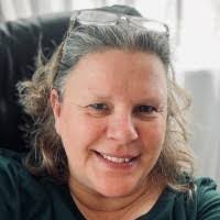 Tania Hinton's Instagram, Twitter & Facebook