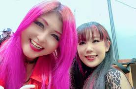 Hello you gorgeous humans. So Ceri Knight (aka Cherry Donovan 🤣) has  sparked a whole load of memories by asking whether there was a dvd of the  famous Zurich “Fourplay” performing at