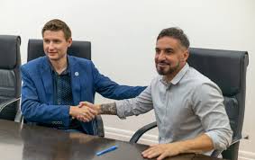 Pondrán una oficina nacional de Salud en el Municipio • Diario Democracia