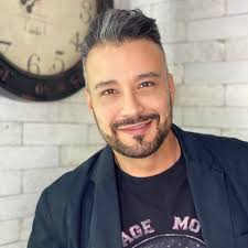 Héctor Garcés Presentador