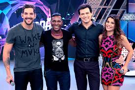 Celso yunes portiolli (born june 1, 1967) is a brazilian television presenter and broadcaster. Babado Novo E O Tchan E Banda Eva Agitam O Sabadao Com Celso Portiolli Aratu On
