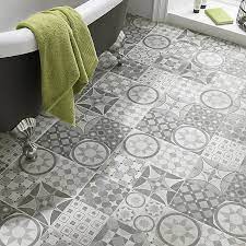 Italian and spanish patchwork tiles at best prices with online calculation of shipping expenses and lead time to the uk. Lofthouse Grey Matt Plain Patchwork Stone Effect Ceramic Wall Floor Tile Pack Of 11 L 300mm W 300mm Diy At B Q