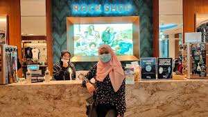 Penawar kini sudah berada di subang!! The Rock Shop Picture Of Hard Rock Hotel Desaru Coast Bandar Penawar Tripadvisor