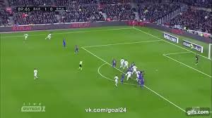 Ramos sergio madrid betis bety realmadrid sergioramos vs corinthians reblog jogadores tem cara sergio ramos, soccer, baseball cards. Sergio Ramos Goal Fc Barcelona Vs Real Madrid 1 1 La Liga 2016 03 12 2016 Hd Animated Gif