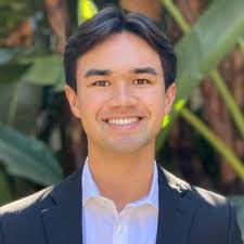 Natasha Baum's Instagram, Twitter & Facebook